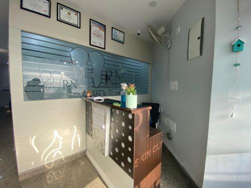 RN Dental  Skin Clinic (6)